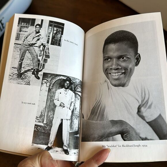 The Measure of A Man (a spiritual autobiography) by Sidney Poitier paperback - Picture 6 of 7